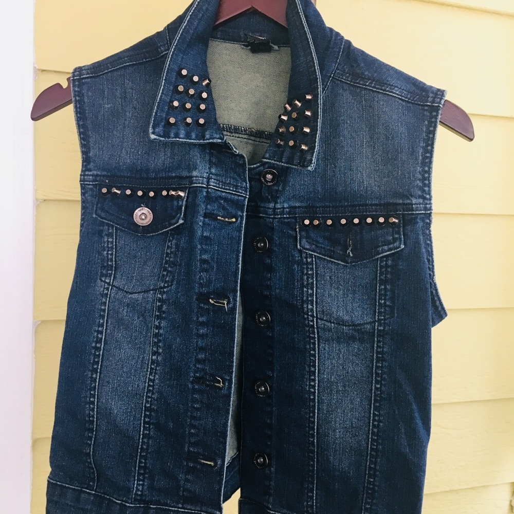 Rue 21 Denim vest